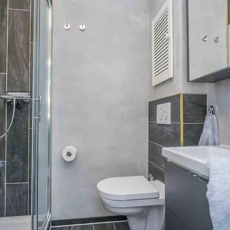 דירה Maritim Und Individuell In Mit Balkon *