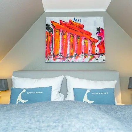 Maritim Und Individuell In Mit Balkon * Wenningstedt-Braderup